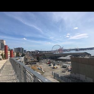 Meet your Posher, Eajayra